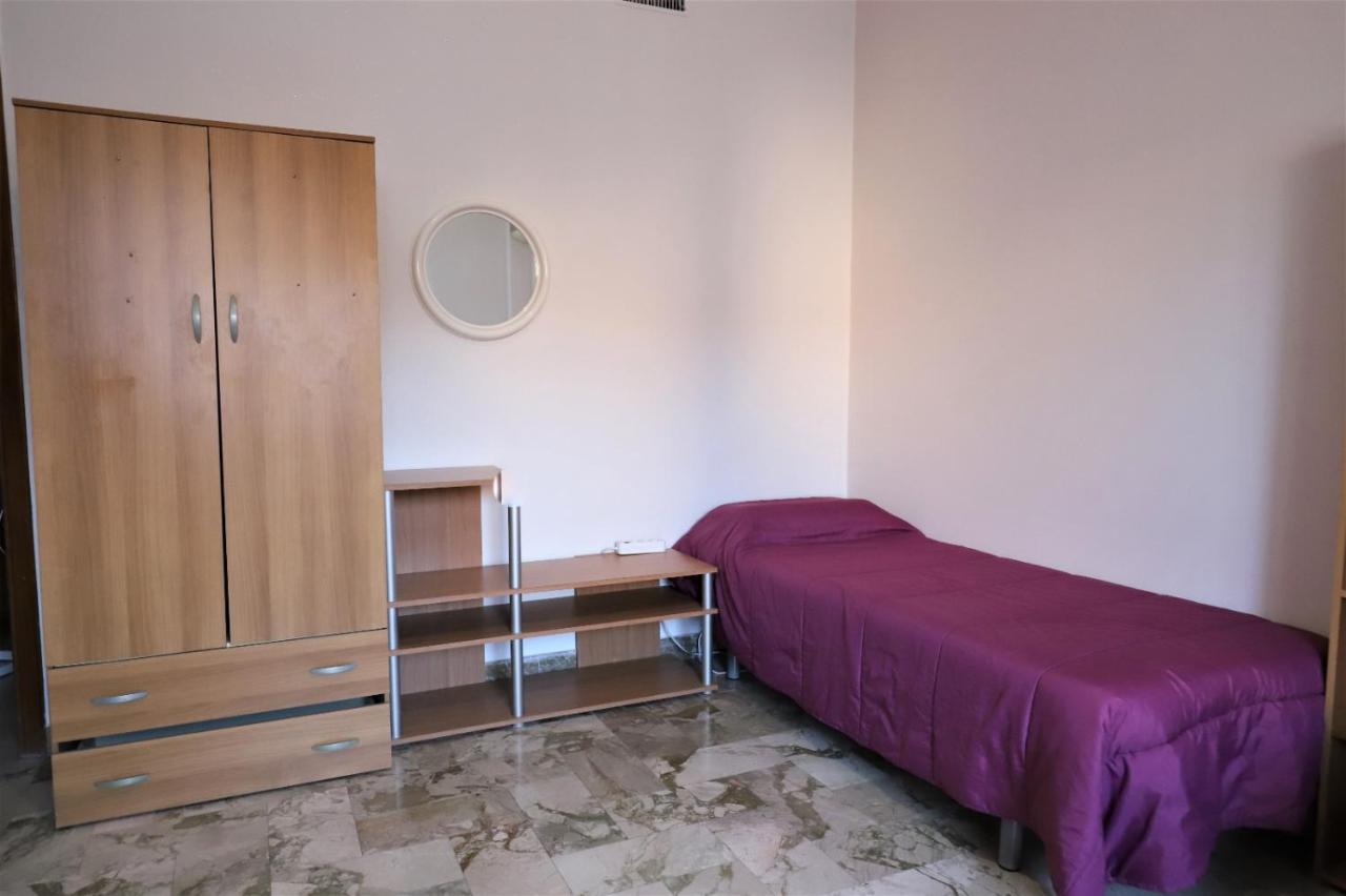 Solo Single Under 40 - Fkk Naturist Culture - Volunteer Welcome Palermo Exteriör bild